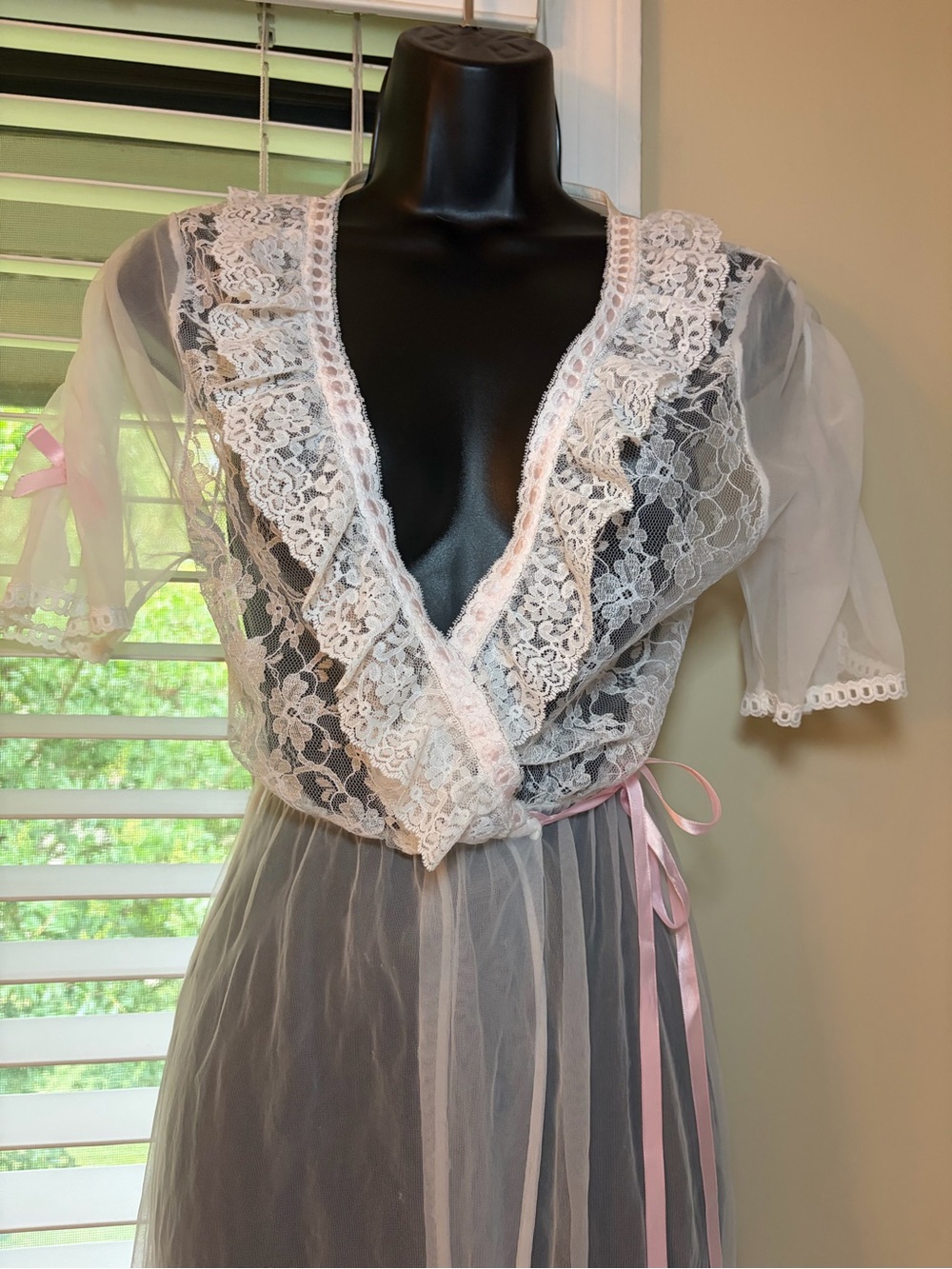 GlenCraft Sheer Lace Wrap Robe in White with Pink Ribbon